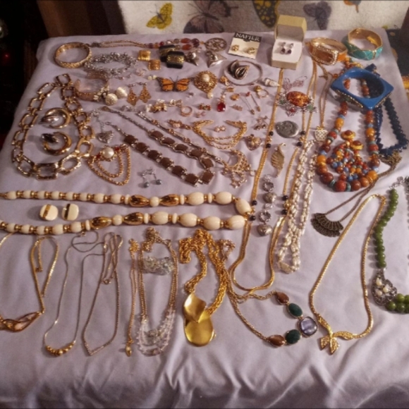 Vintage Jewelry Lot - Picture 12 of 12